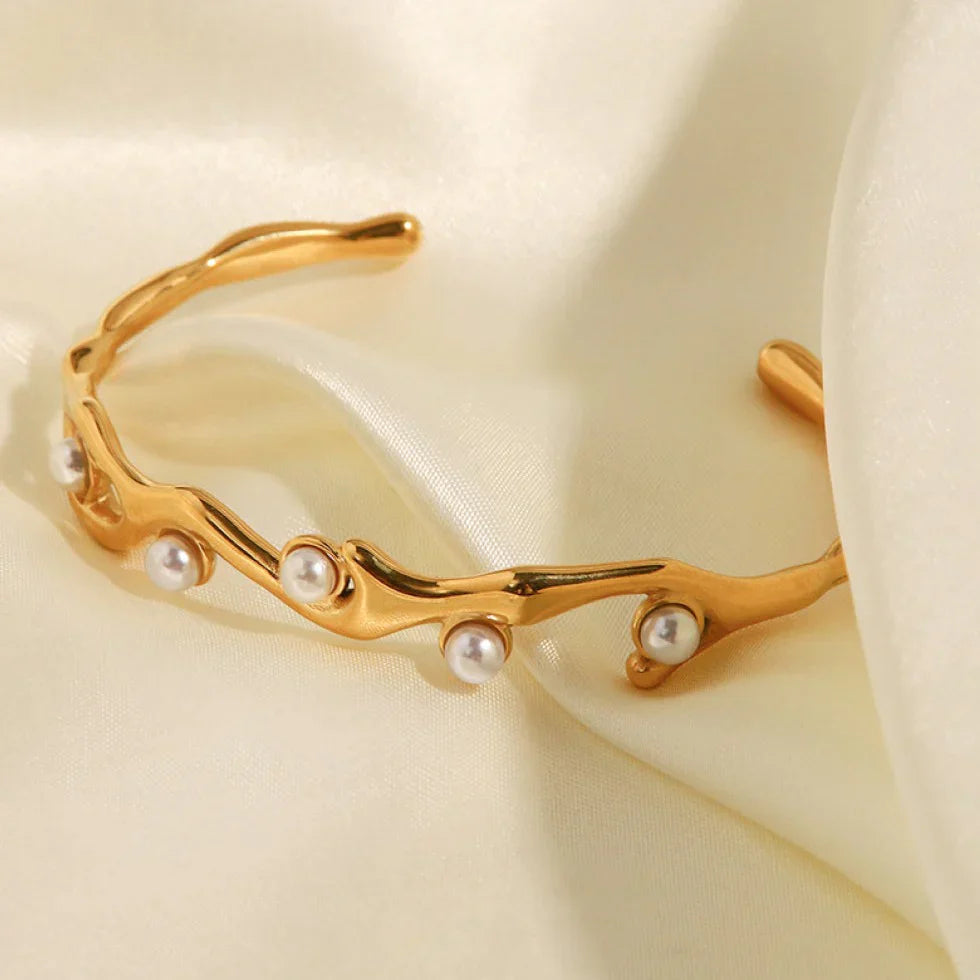 Pearleasa